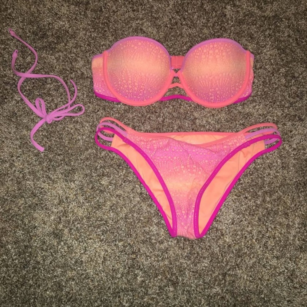 Victoria’s secret swimsuit